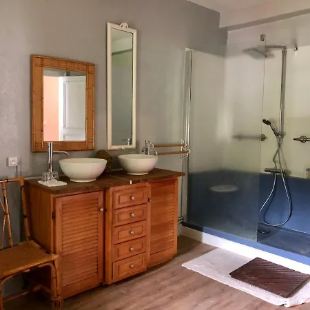 Vanakam 3 Etoiles- Jolie Maison Bearnaise 9 Personnes Avec Piscine 度假居 *
